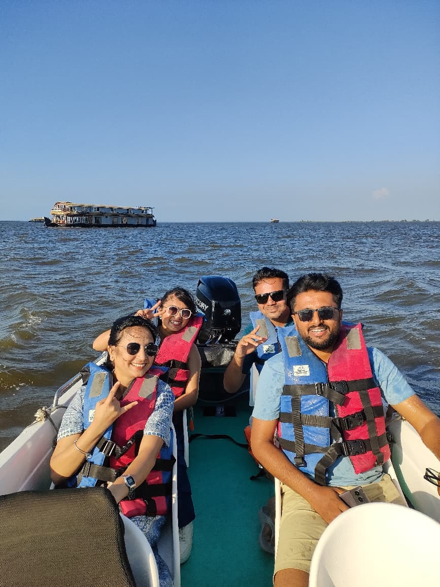 10 Minute Speedboat Thrill — photo 1